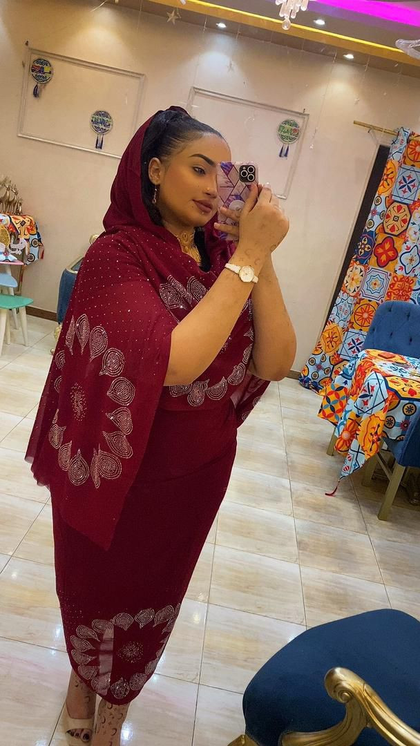 توب حرير بودرة مشغول