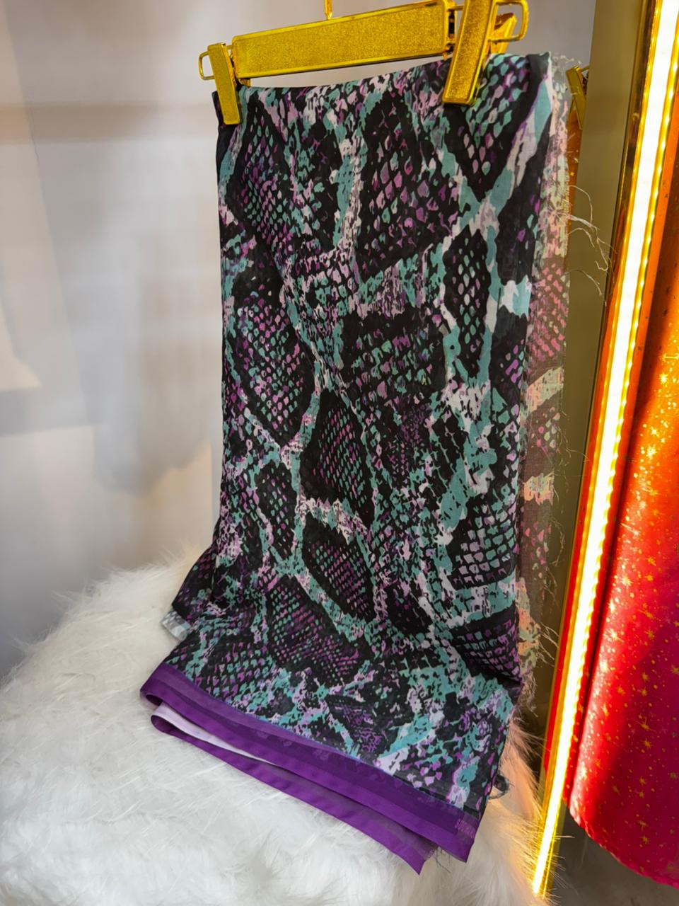 توب توتل ياباني فاخر