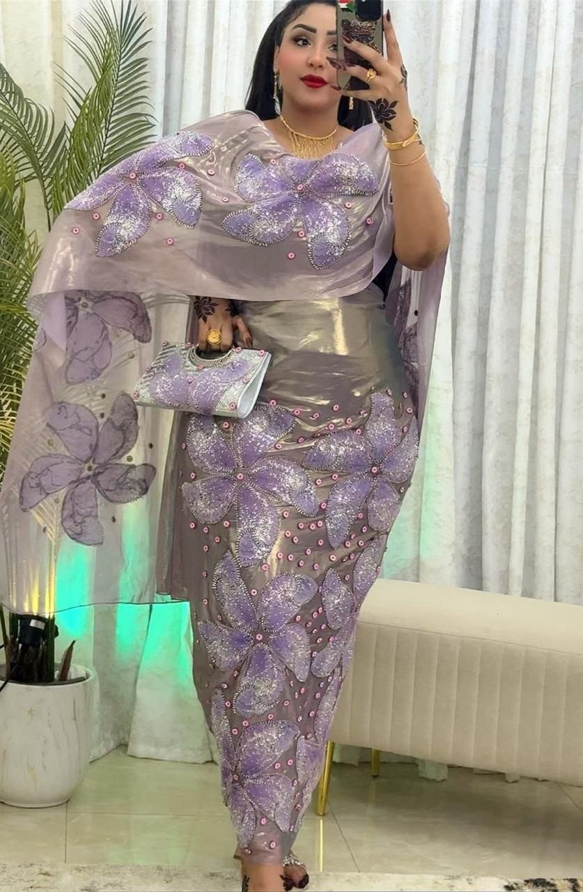 توب لامي مشغول مع الشنطه