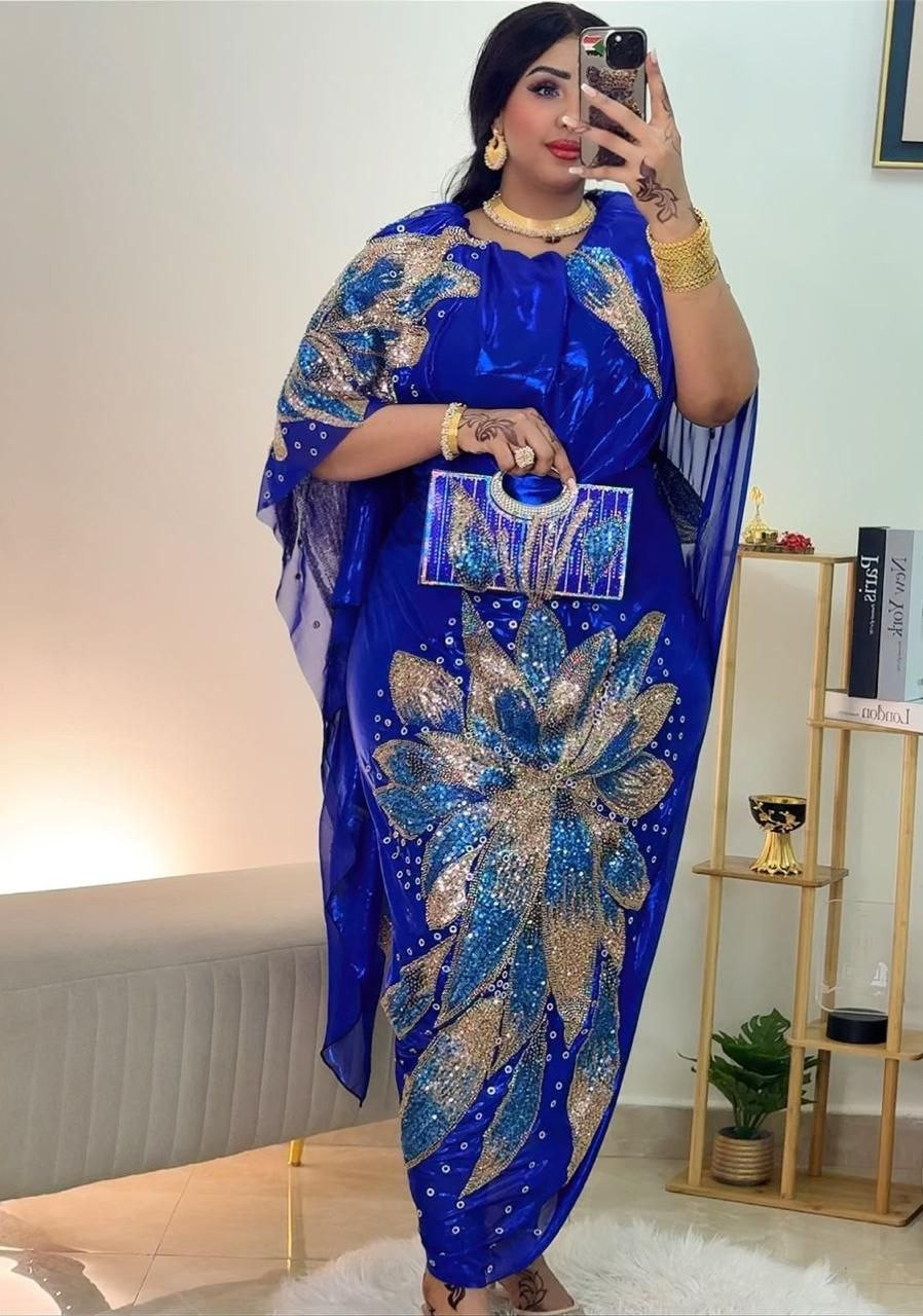 توب لامي مشغول مع الشنطه